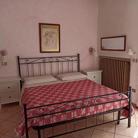 Agriturismo La Quiete Roncofreddo Phòng bức ảnh